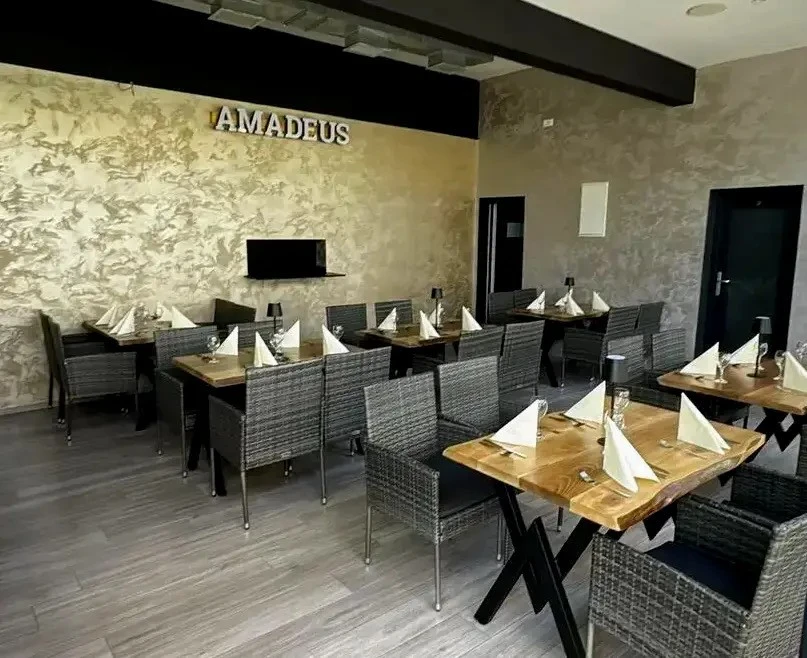 Restaurant & cocktail bar Amadeus, Supetar